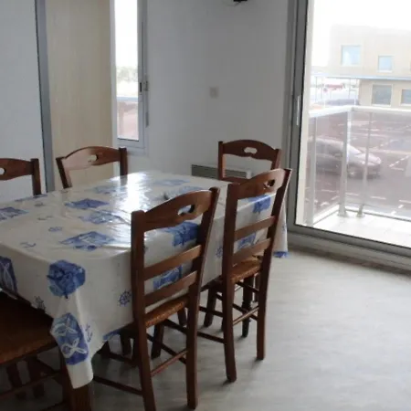 Apartment T2 A Fort-mahon-plage, A Deux Pas De La Et Du Club De Voile, Parking Inclus - Fr-1-482-2 Fort-Mahon-Plage