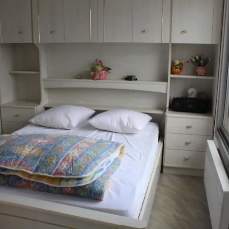 T2 A Fort-mahon-plage, A Deux Pas De La Et Du Club De Voile, Parking Inclus - Fr-1-482-2 Apartment